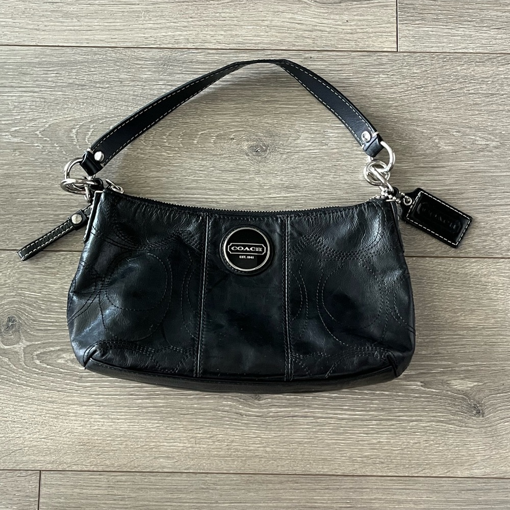 EUC Coach Black Hobo Bag Circa 2012 and Coach Love Large Wristlet Circa 2019 - Picture 11 of 16